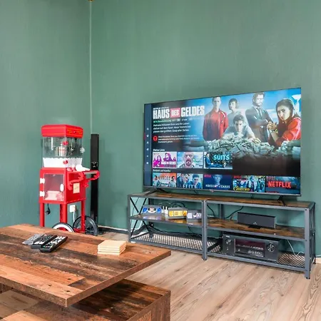 Gemuetliche Zentrale Mit Smart Tv *