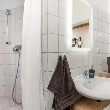 Gemuetliche Zentrale Mit Smart Tv Kassel